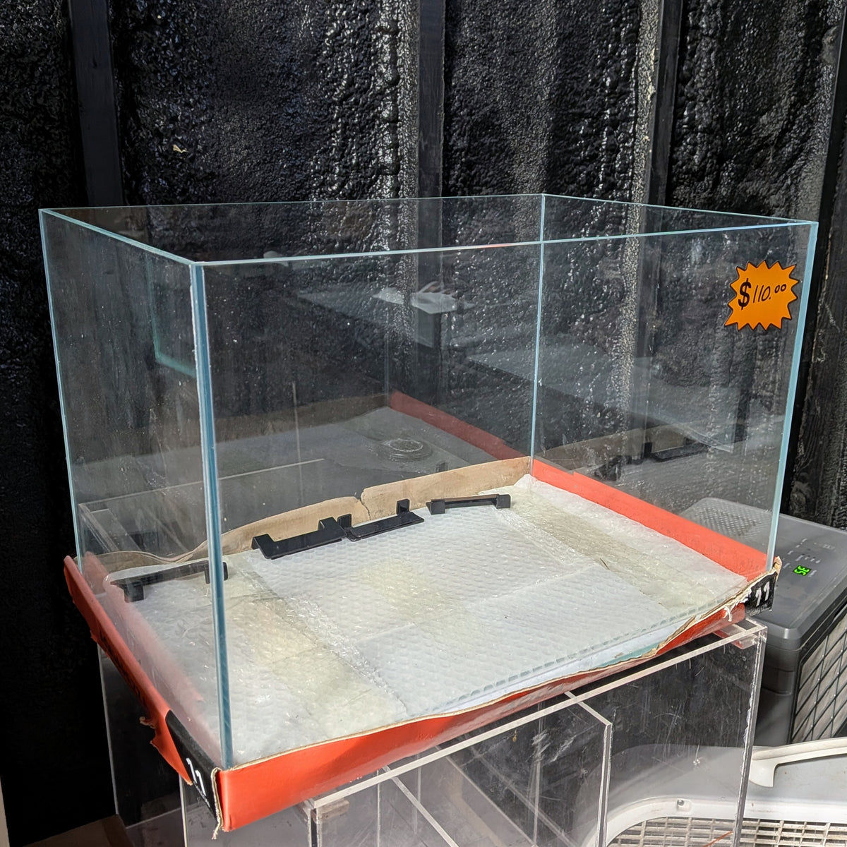 Aquatop 11-gallon Glass Tank with Lid