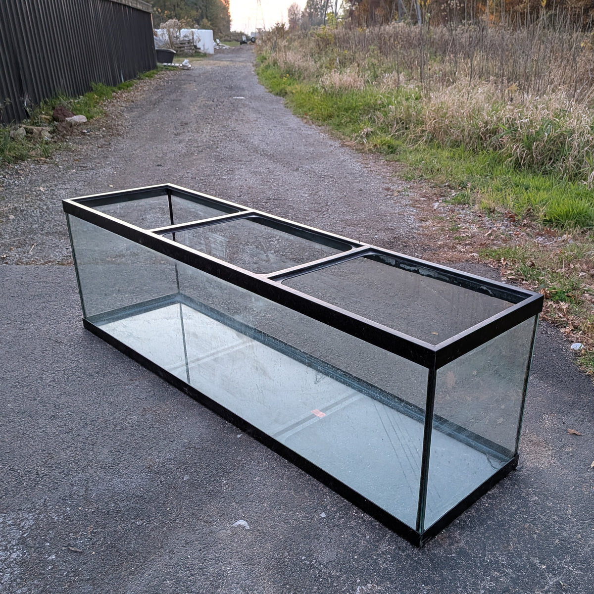 (Used) 125-gallon Glass Long Tank