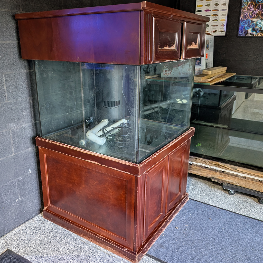 Marineland 93-gallon Cube Tank with Stand and Canopy