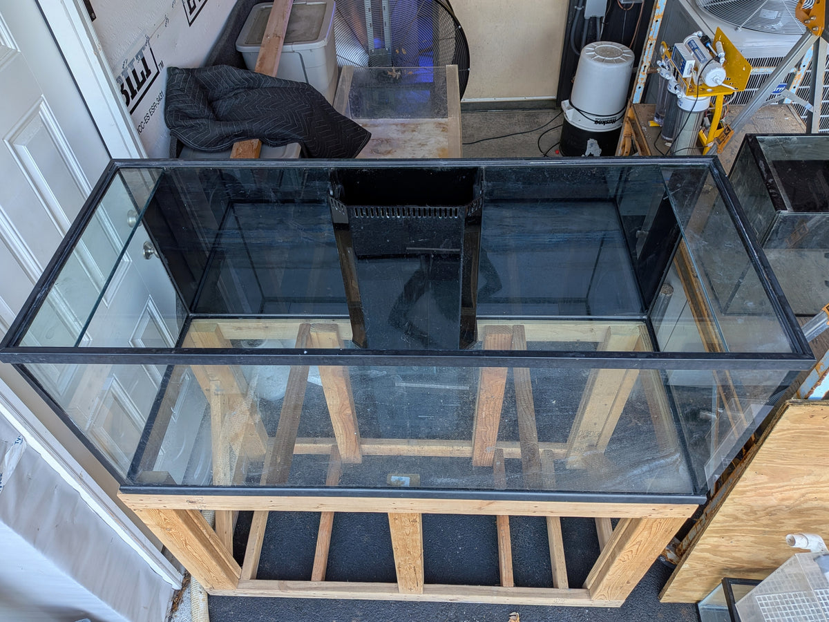 (Used) 155-gallon Planet Aquarium Tank & Stand